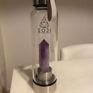 Soji Energy Amethyst Quartz Crystal Elixir  16 oz Water Bottle